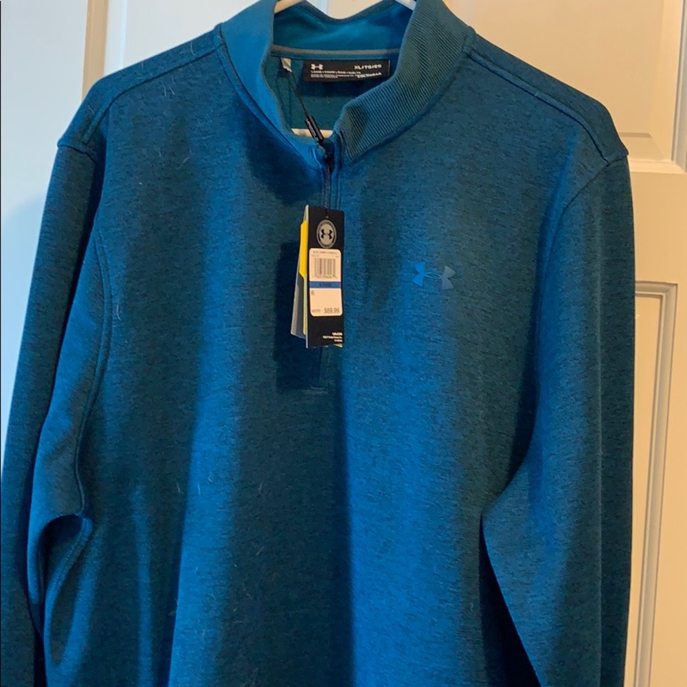 Men’s Under Armour half zip up